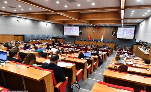 Büyükşehir Meclisi'nde CHP'den YENİ Parti'ye dikkat çeken sözler: Gün gelecek zafer halayına duracağız!