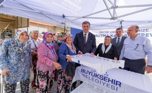 Büyükşehir'den üreticiye kerevet desteği; İlk dağıtım Tire ve Torbalı'da