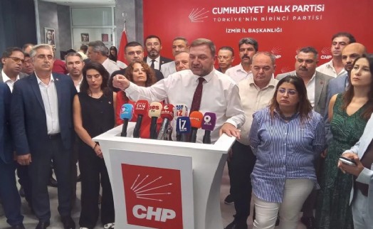 CHP İzmir’de ilçe başkanları toplandı: Gümrükçü’den Çiğli'deki saldırıya tepki ve Menderes çıkışı