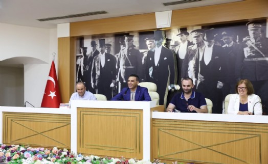 Çiğli Meclisi'nde vergi borcu için taşınmaz devri kararı! Komisyonlarda mevcut yapı korundu!