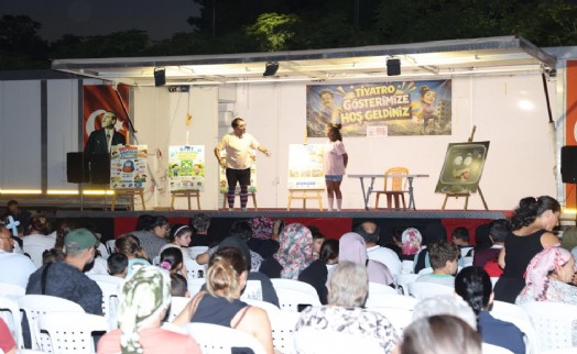 Çiğli'de Mahalle Tiyatro Günleri Yüzlerce Çocukla Buluştu
