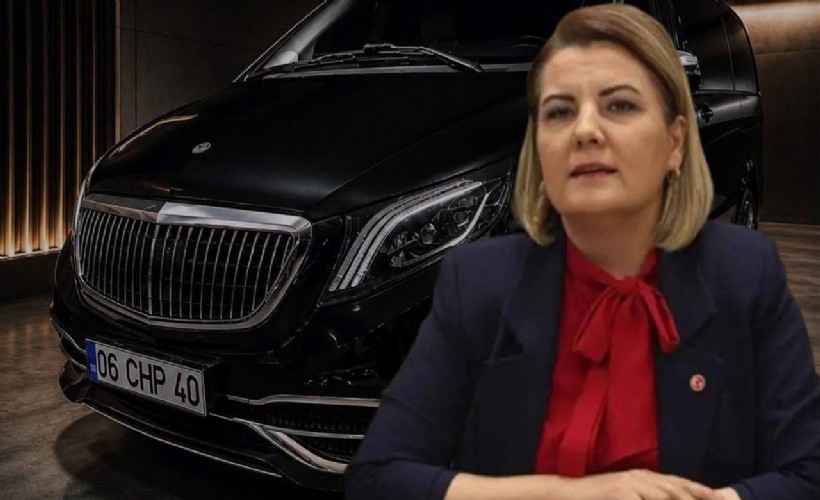 Fatma Kaplan Hürriyet 'CHP' plakalı makam aracını satışa çıkardı