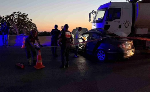 Fransa'dan İzmir'e gelmişlerdi: Feci kazada can verdiler!