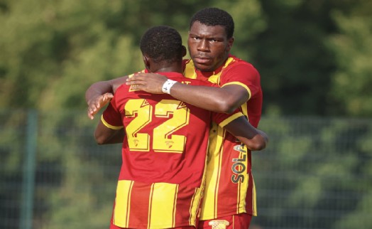 Göztepe'de Armstrong gözde