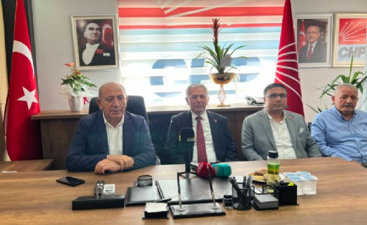 Gürsel Tekin'den parti değiştiren belediye başkanlarına sert tepki: Bir nevi nitelikli dolandırıcılıktır
