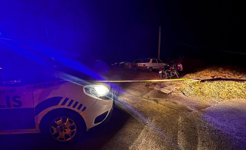 Husumetli akrabalar arasında bıçaklı kavga: 2 yaralı
