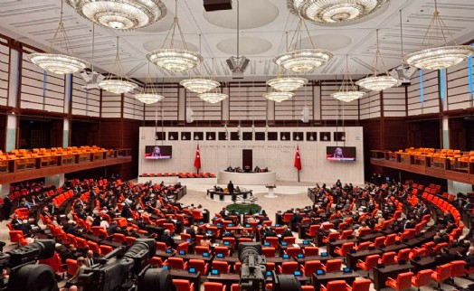 İYİ Parti'nin 'çerçeve yasa' teklifinin TBMM'de görüşülmesine başlanmaması için verdiği grup önerisi reddedildi