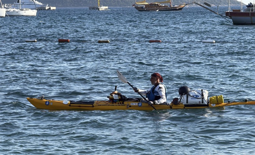 İstanbul’dan kanoyla çıktığı Türkiye yolculuğunda 83 gün sonra Bodrum’a ulaştı