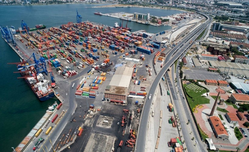 İzmir Limanı'nın Varlık Fonu'na devri tamamlandı