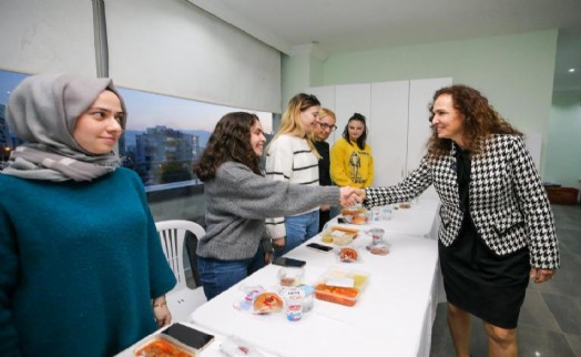 Karşıyaka Belediyesi'nin kız öğrenci yurdu yeni döneme hazır