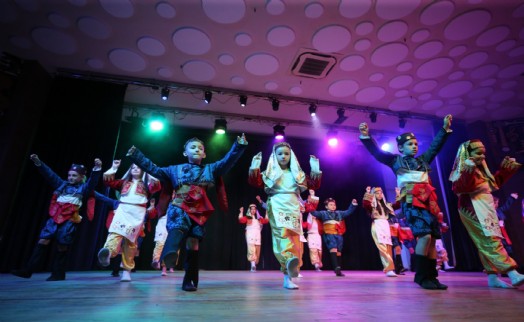 Karşıyaka'da gençlere ücretsiz halk dansları kursu: Kayıtlar başladı