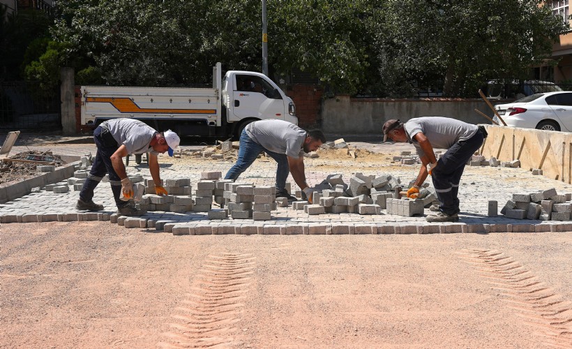 Kemalpaşa’da asfalt seferberliği sürüyor
