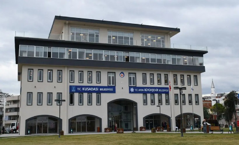 Kuşadası Belediyesi'ne 3. dalga operasyon: 16 kişi adliyeye sevk edildi