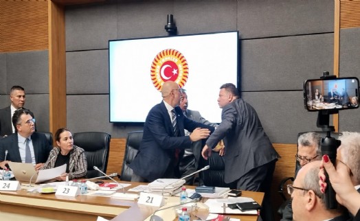 MHP'li vekil az kalsın Alparslan Türkeş'in kızını dövecekti!