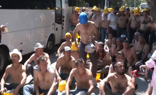Madencilerin eylemi 12'inci gününde: 6'ncı kez gözaltına alınan Başaran Aksu serbest bırakıldı
