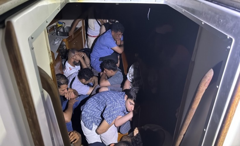 Muğla’da göçmen kaçakçılarına darbe: 2 organizatör şüphelisi ile 40 kaçak göçmen yakalandı