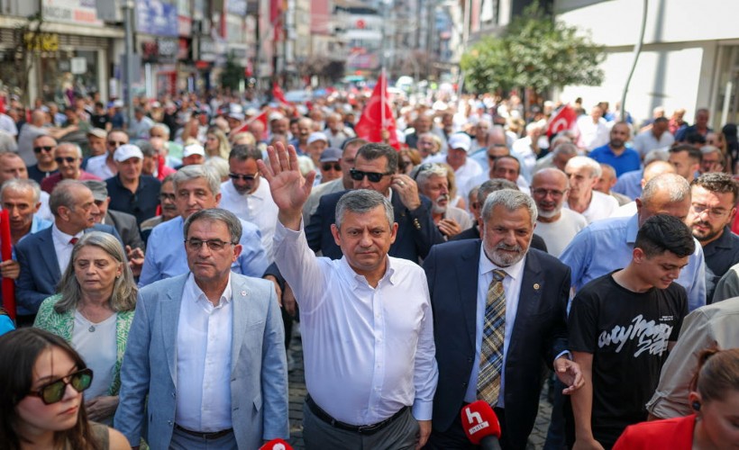 Özel'den, CHP'li başkanı AK Parti'ye davet eden Erdoğan'a yanıt: 'Seçim transferle kazanılmaz'