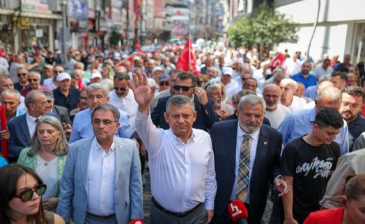 Özel'den, CHP'li başkanı AK Parti'ye davet eden Erdoğan'a yanıt: 'Seçim transferle kazanılmaz'