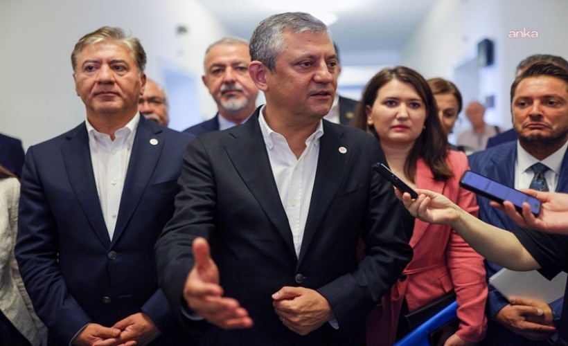 Özel'den fezlekelere tepki; Bunun neresi rüşvet? Utanmadan düzenlediler