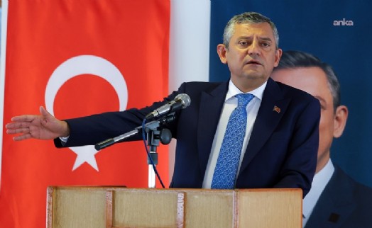 Özgür Özel, Cemil Tugay'ın AK Parti'ye geçeceği iddialarını değerlendirdi: Böyle bir şey hayata geçecek olursa İzmir'dekilerin yüzüne nasıl bakacak?