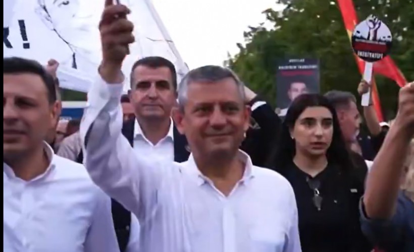 Özgür Özel: 'YENİ Parti, milletin partisidir'