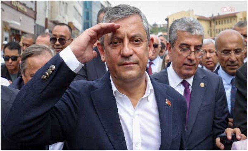 Özgür Özel'den '30 Ağustos Zafer Bayramı' mesajı