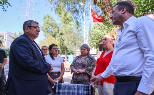 Buca'da plastik kapaklar dayanışmaya dönüştü