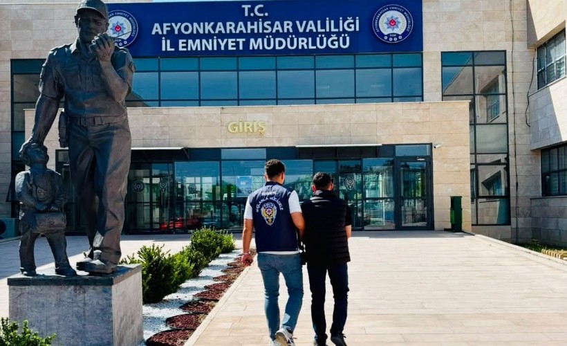 Polisten uyuşturucu ve dolandırıcılık operasyonu