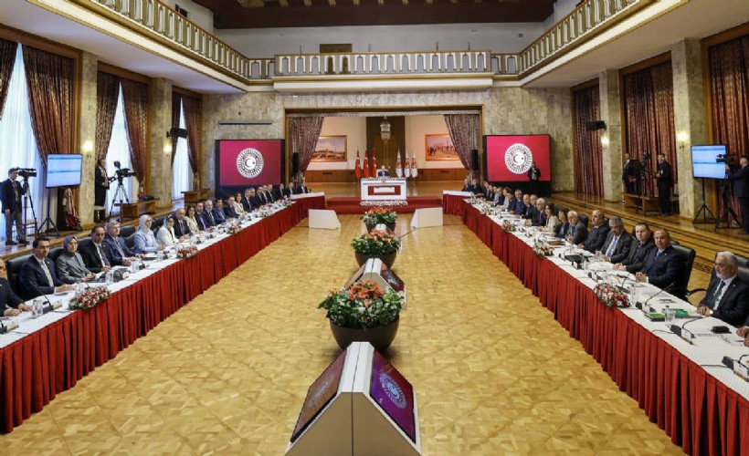 Silah bırakma sürecini takip edecek Kurul ilk kez toplandı