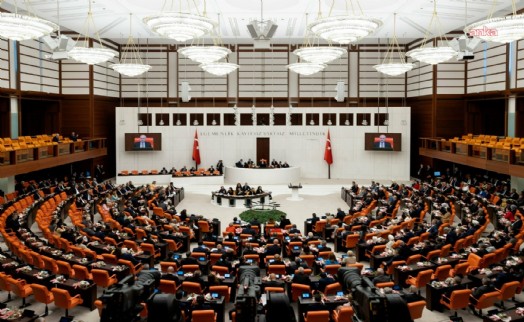 TBMM’de bu hafta… Çerçeve yasa ile ilgili teklifin TBMM’ye sunulması, Genel Kurul’da suç işleyen çocuklarla ilgili teklifin görüşülmesi bekleniyor