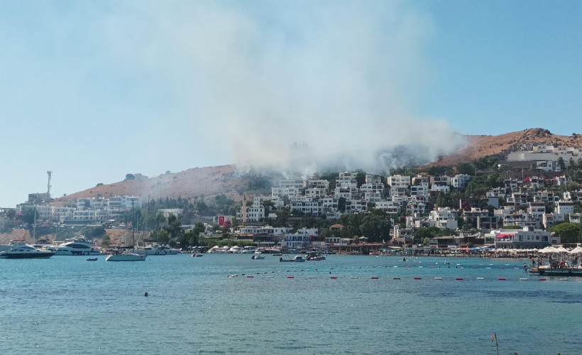 Tatil beldesinde korkutan yangın: Kontrol altına alındı
