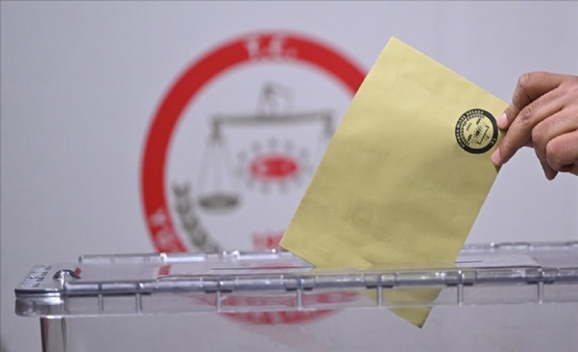 YENİ Parti dört ankette ilk sırada