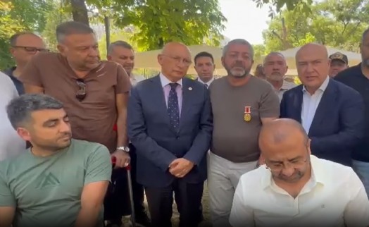 YENİ Parti heyetinden açlık grevindeki gazilere destek: 'Sizinle tam dayanışma içindeyiz'