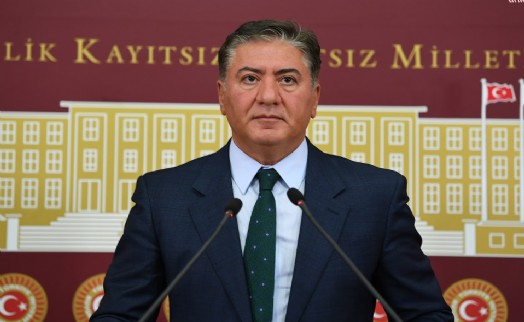 YENİ Partili Murat Emir: Vefayı unutan bu siyasi akla karşı gazilerimizin ve şehit ailelerimizin yanındayız