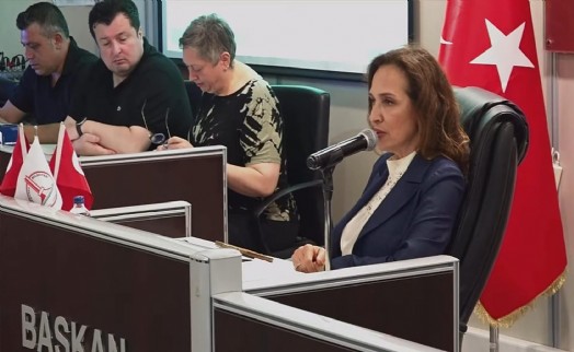 Yıldız Ünsal'dan Büyükşehir'e 'stat' yanıtı: 'Algı oluşturmaya devam edeceğiz'