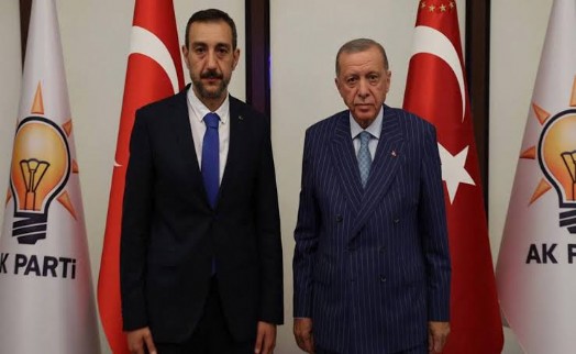 'Beni nasıl ikna edeceksin?' kaydı gündem oldu: AK Partili il başkanından açıklama