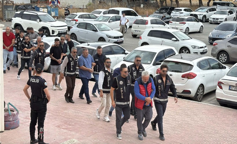 'Sokaklar Güvende'de karar çıktı: 3 tutuklama, 1 ev hapsi