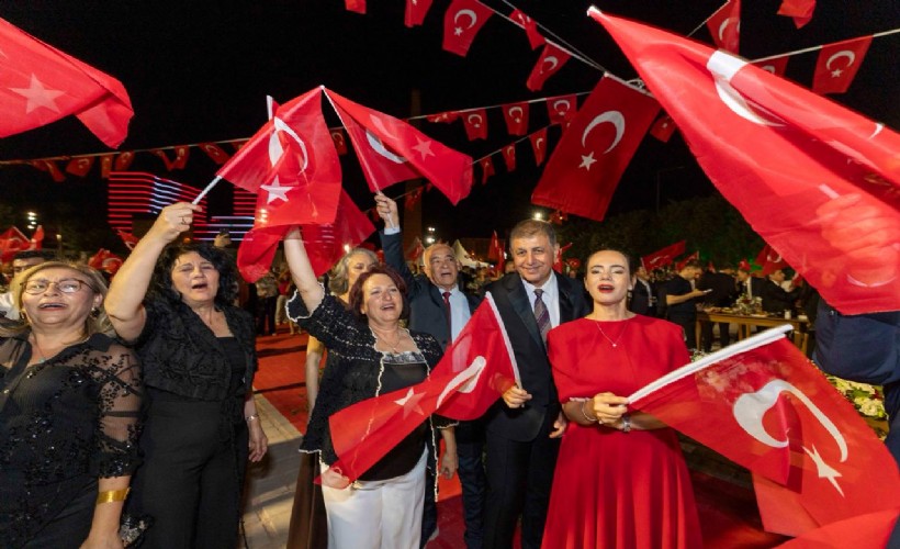 104’üncü yıla yakışan coşku! Tugay'dan 9 Eylül mesajı