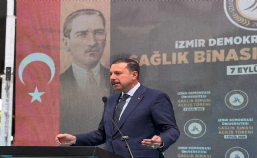 AK Partili Kaya'dan Büyükşehir ve Karabağlar belediyelerine üniversite çıkışı; Kaç plan lazımsa yapacağız!