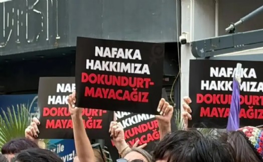 AYM'nin nafaka kararına kadın örgütlerinden tepki: ‘Nafaka hakkımıza dokunmayın'