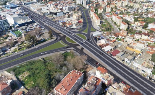 Anadolu Caddesi'ndeki yoğunluğa köprülü çözüm