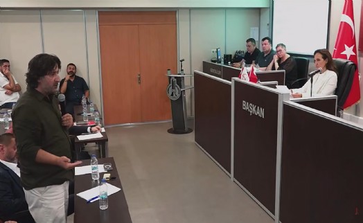 Başkan Ünsal: 'Karşıyaka'ya ne Büyükşehir'den ne hükümetten katkı var'