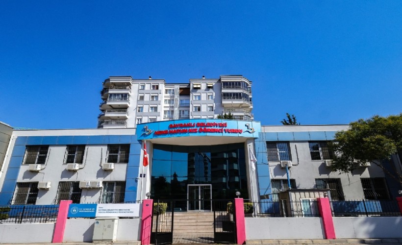 Bayraklı’da eğitime anaokulundan üniversiteye tam destek