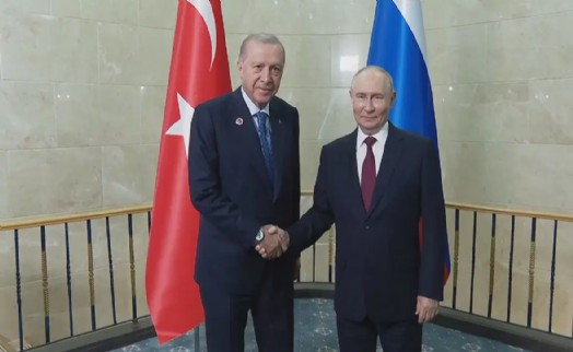 Bişkek'te kritik görüşme: Erdoğan ve Putin buluştu