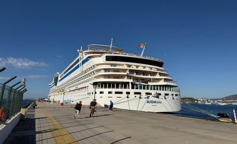 Bodrum’a deniz yoluyla 2 bin 243 turist geldi
