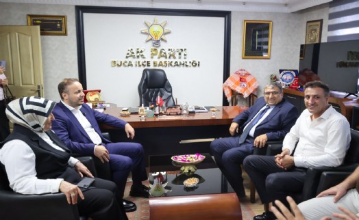 Buca’da dikkat çeken hamle! Benzer’den AK Parti’ye ziyaret