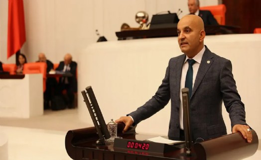CHP'li Polat'tan dikkat çeken 'transfer' çıkışı: 'CHP'nin yönettiği Çiğli'yi kaybettirenler Özgür Özel ve arkadaşlarıdır'