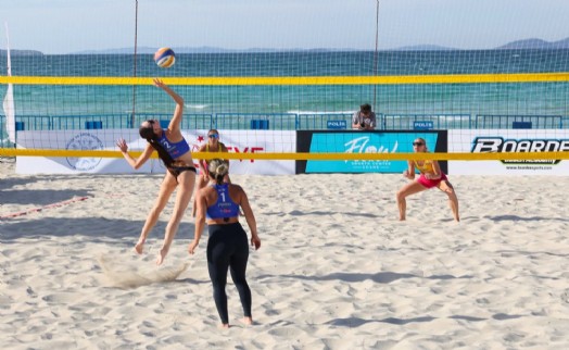 Çeşme'de Uluslararası Grand Slam Plaj Voleybolu heyecanı yaşandı