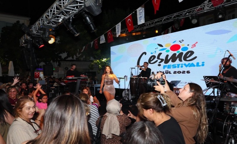 Çeşme’nin dört bir yanında festival coşkusu