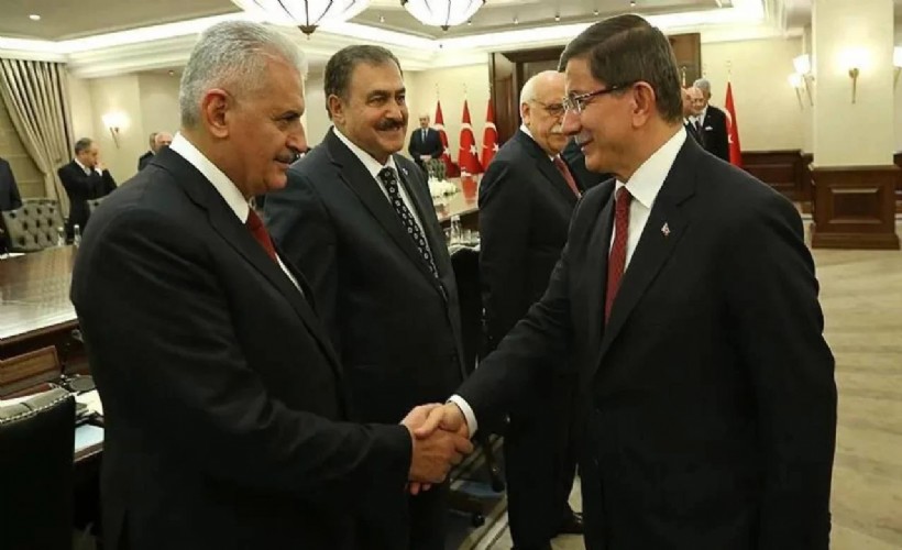 Eski başbakanlar mahkemelik oldu: Davutoğlu'na 20 bin TL tazminat